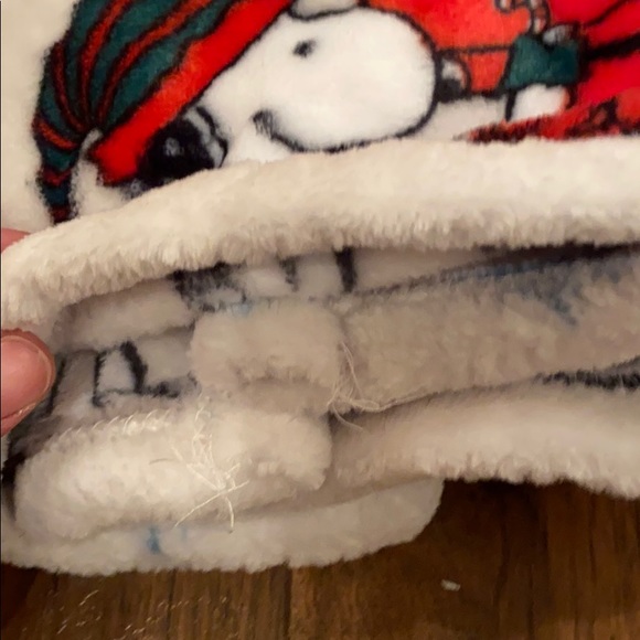 Peanuts 50x70 snoopy Woodstock Christmas blanket - Picture 2 of 4